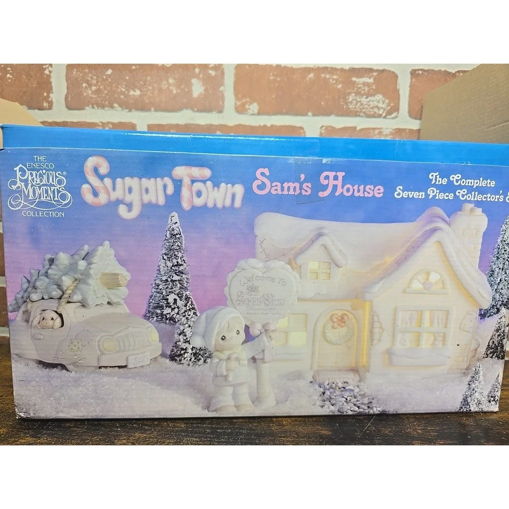 Precious Moments Sugar Town Sams House Lighted Christmas House Collectible 7 Pc